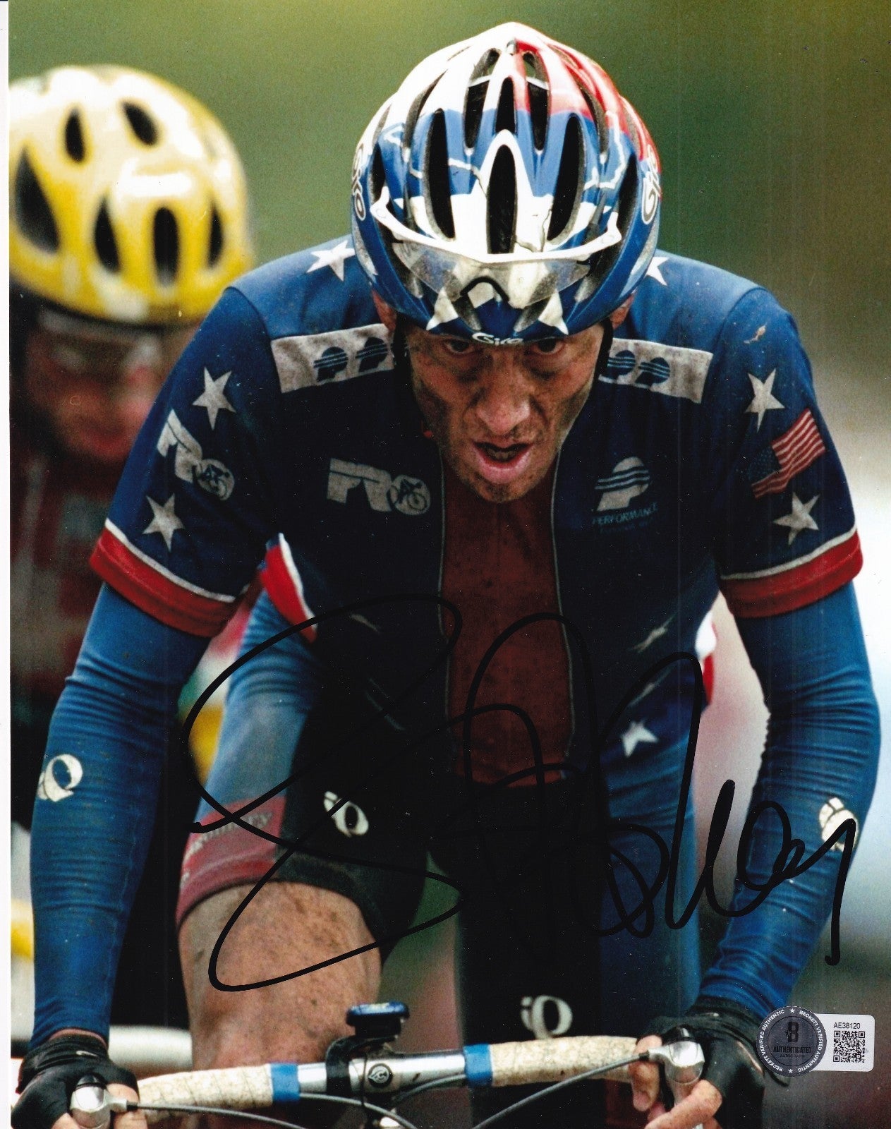 LANCE ARMSTRONG signed (TOUR DE FRANCE) CYCLIST 8X10 photo BECKETT BAS AE38120