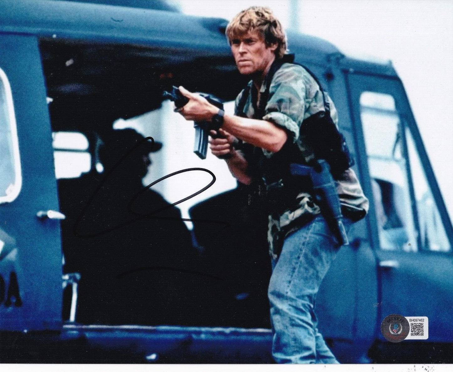 WILLEM DAFOE signed (PLATOON) Sgt Elias movie 8X10 photo BECKETT BAS BH097462