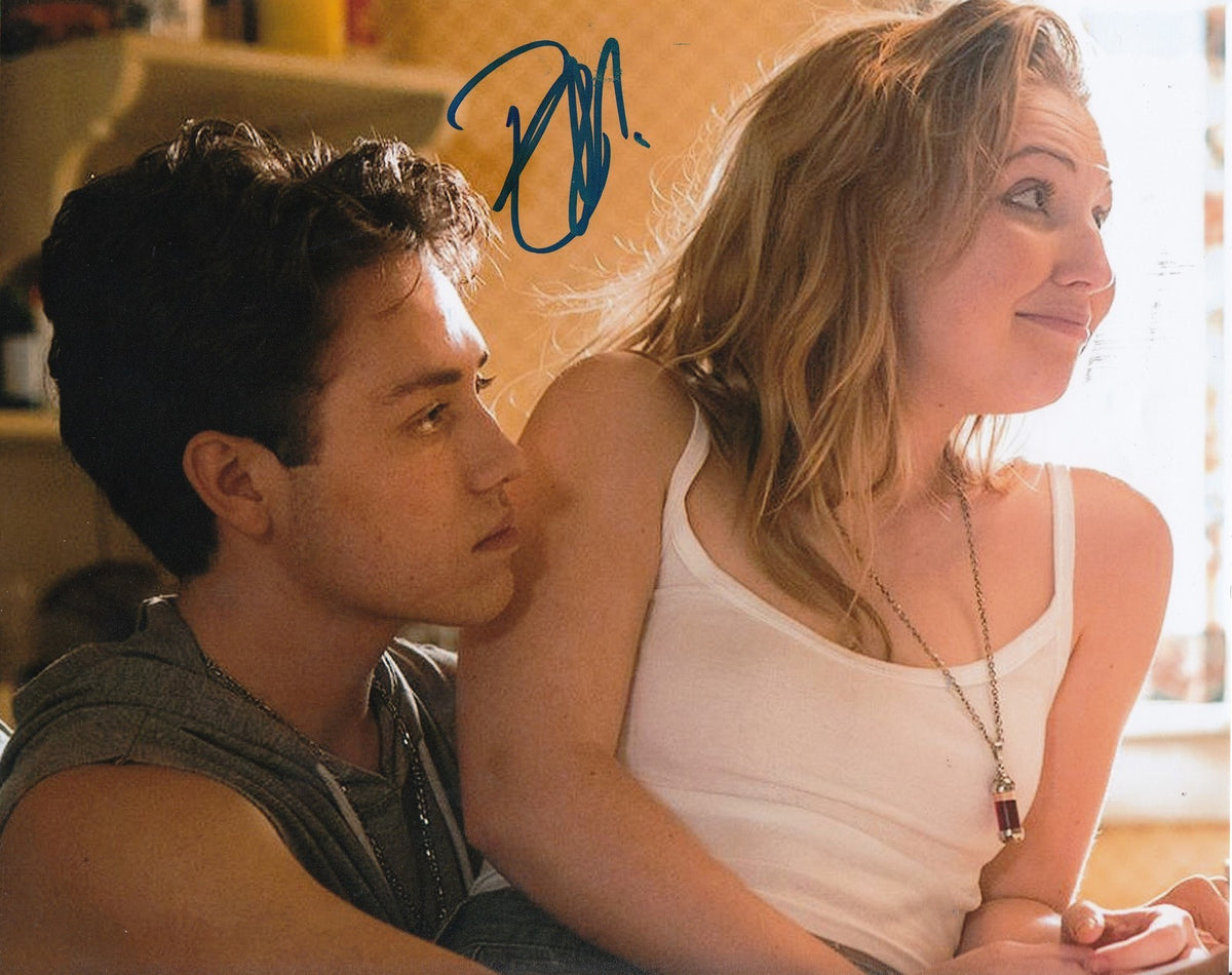 ETHAN CUTKOSKY signed *SHAMELESS* 8X10 (Carl Gallagher) photo W/COA #2