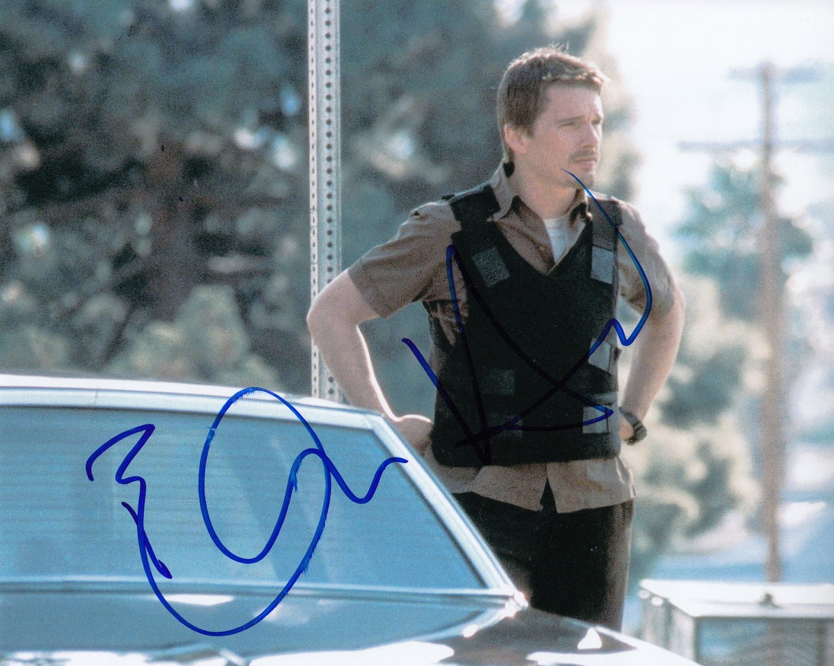 ETHAN HAWKE signed (TRAINING DAY) MOVIE 8X10 photo *JAKE* W/COA