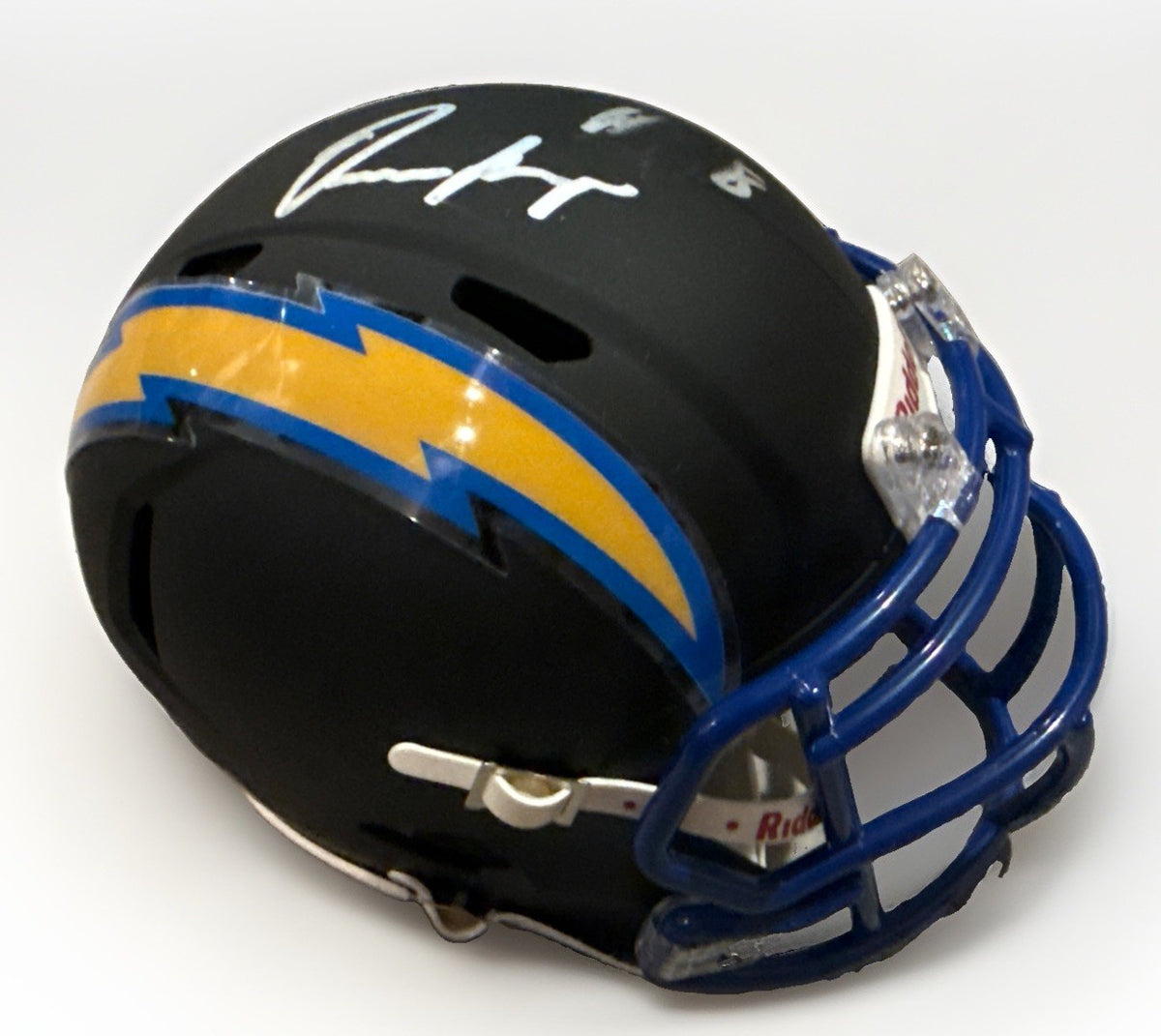 OMARION HAMPTON signed LOS ANGELES CHARGERS mini football helmet BECKETT BS22782