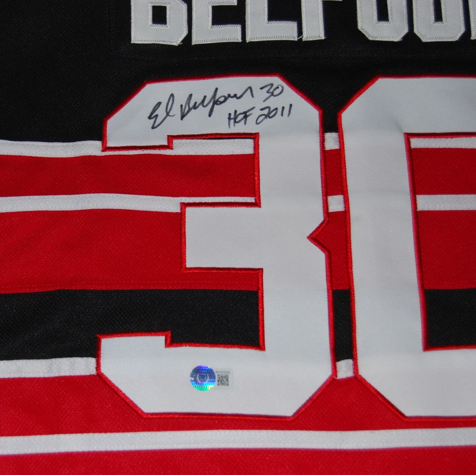 ED BELFOUR signed (CHICAGO BLACKHAWKS) Custom hockey jersey BECKETT BG93592