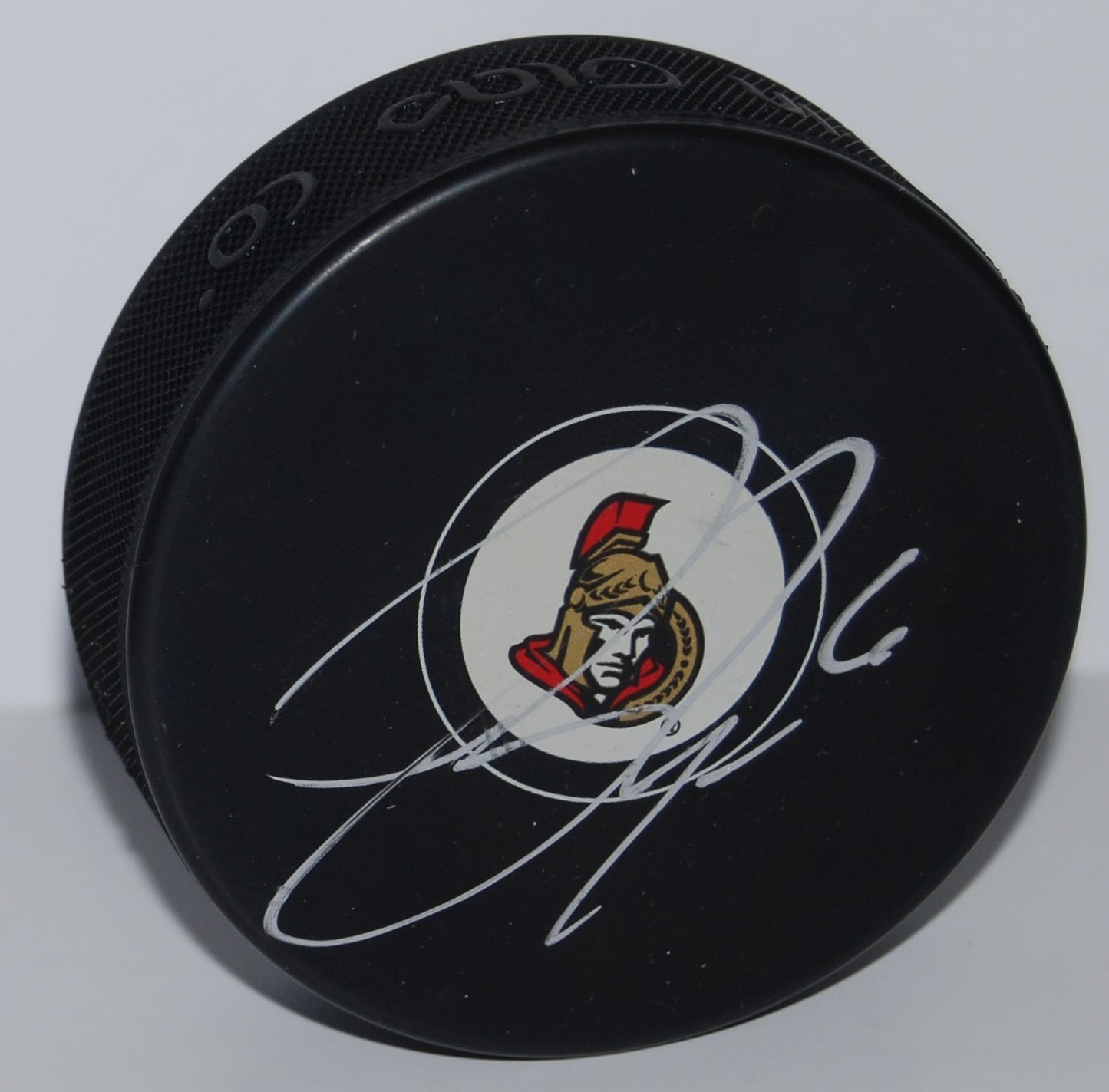 BOBBY RYAN signed (OTTAWA SENATORS) souvenir logo hockey puck W/COA #2