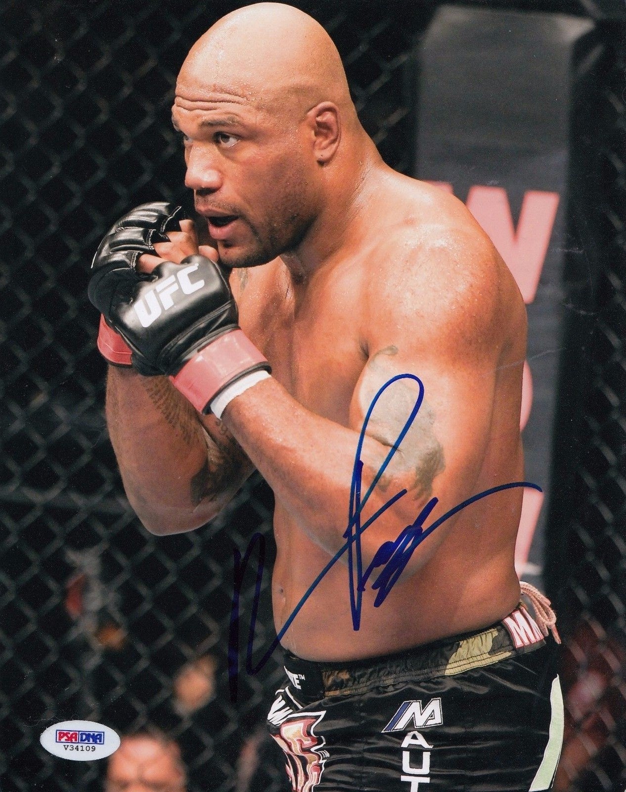 Quinton Rampage Jackson signed UFC Fighting 8X10 photo PSA/DNA Authentic V34109