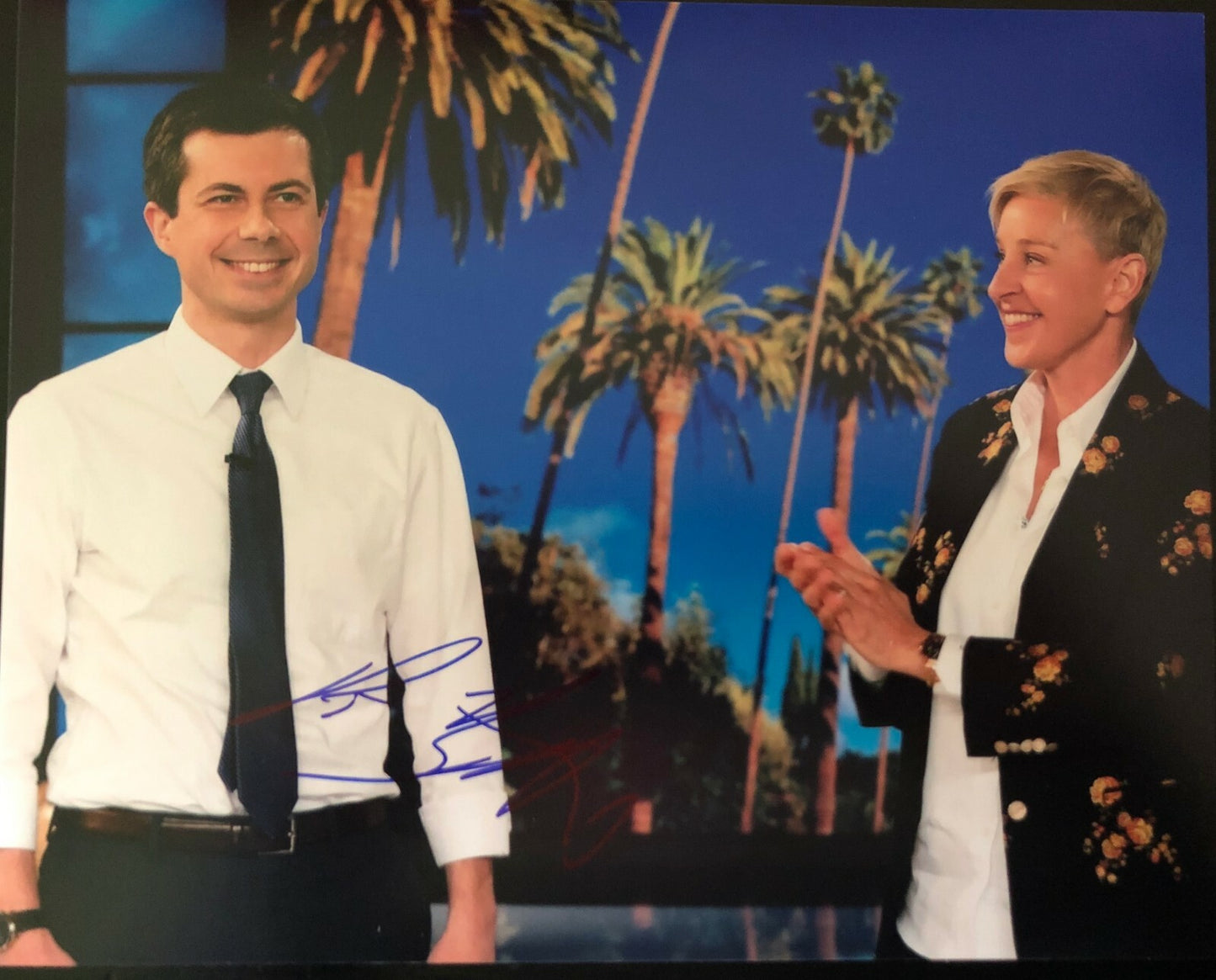 Pete Buttigieg signed (Ellen Show) autographed *Mayor Pete* 8X10 photo W/COA