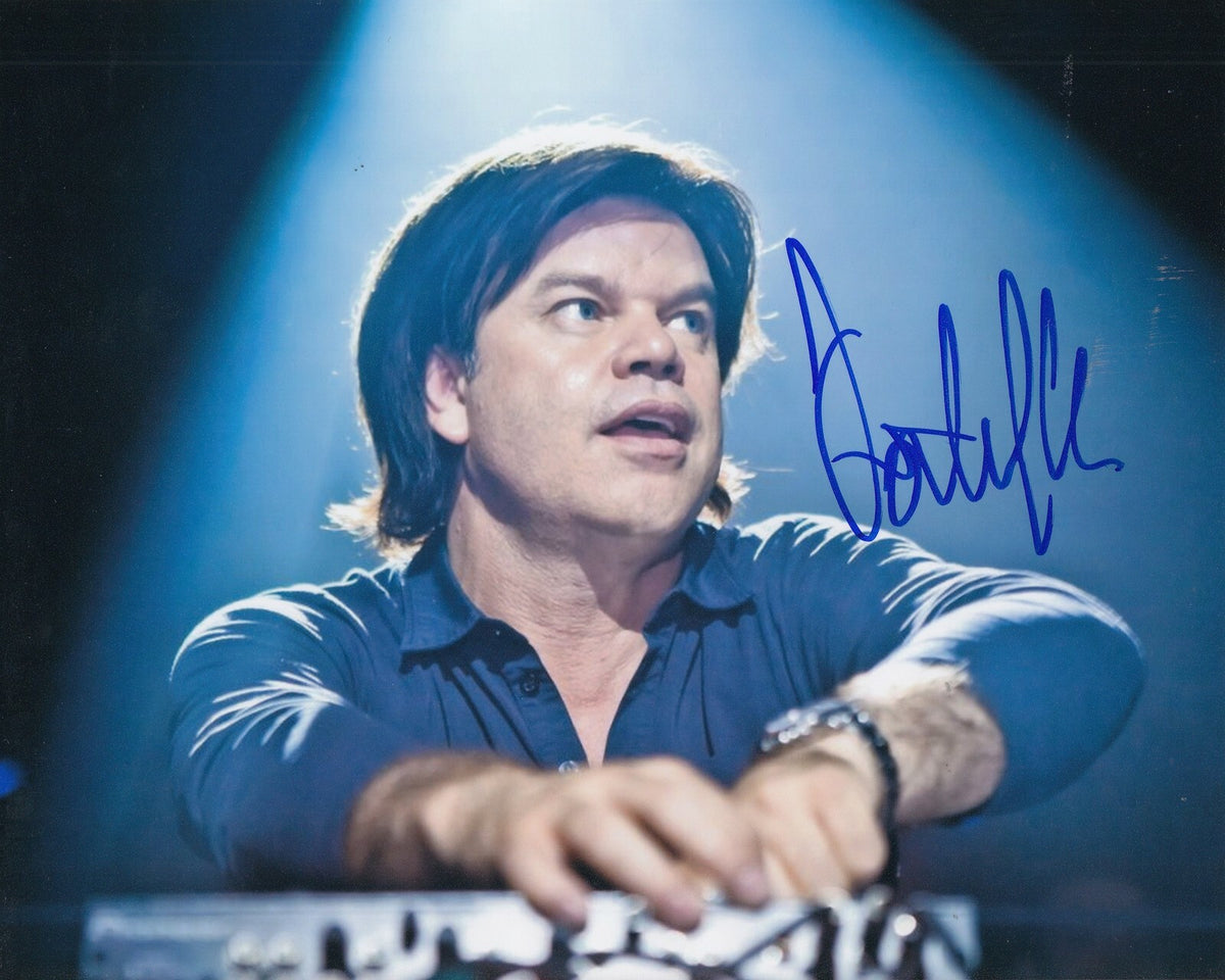 PAUL OAKENFOLD signed (3 X GRAMMY NOMINEE DJ) Perfecto music 8X10 photo W/COA #2