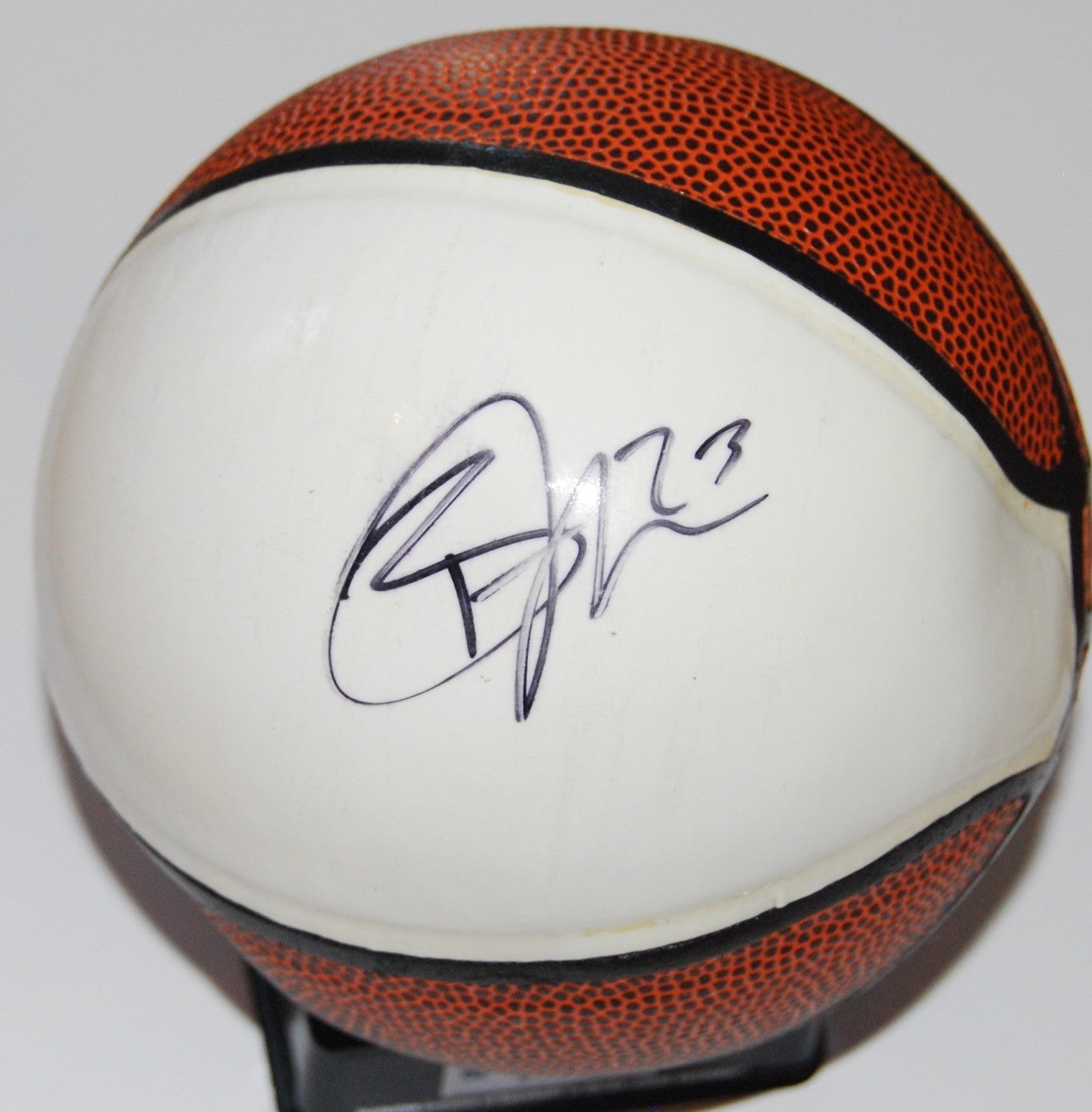 BEN MCLEMORE signed (MEMPHIS GRIZZLIES) mini basketball *KANSAS JAYHAWKS* W/COA