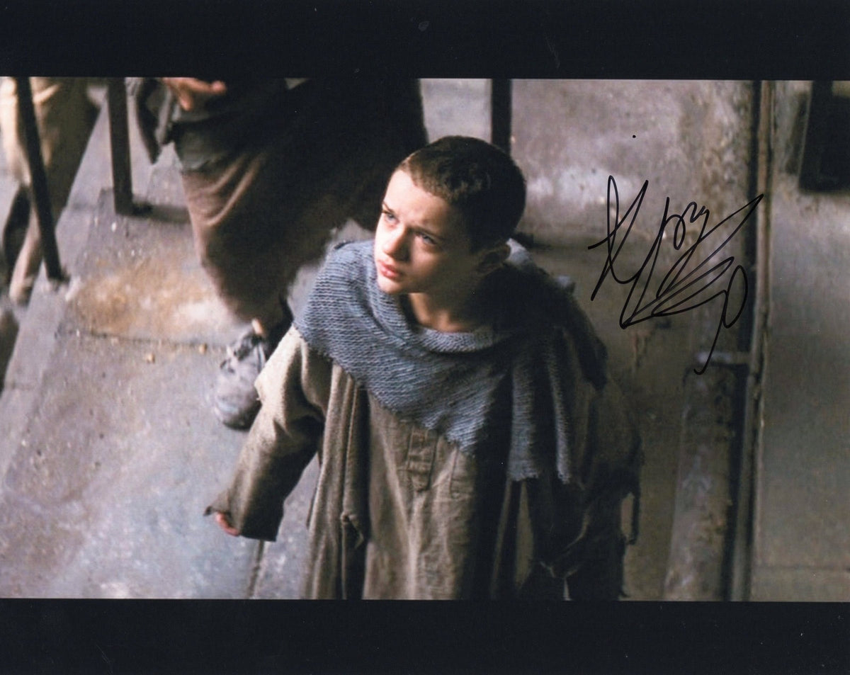 Joey King The Dark Knight Rises Signed 8x10 Photo w/COA #5