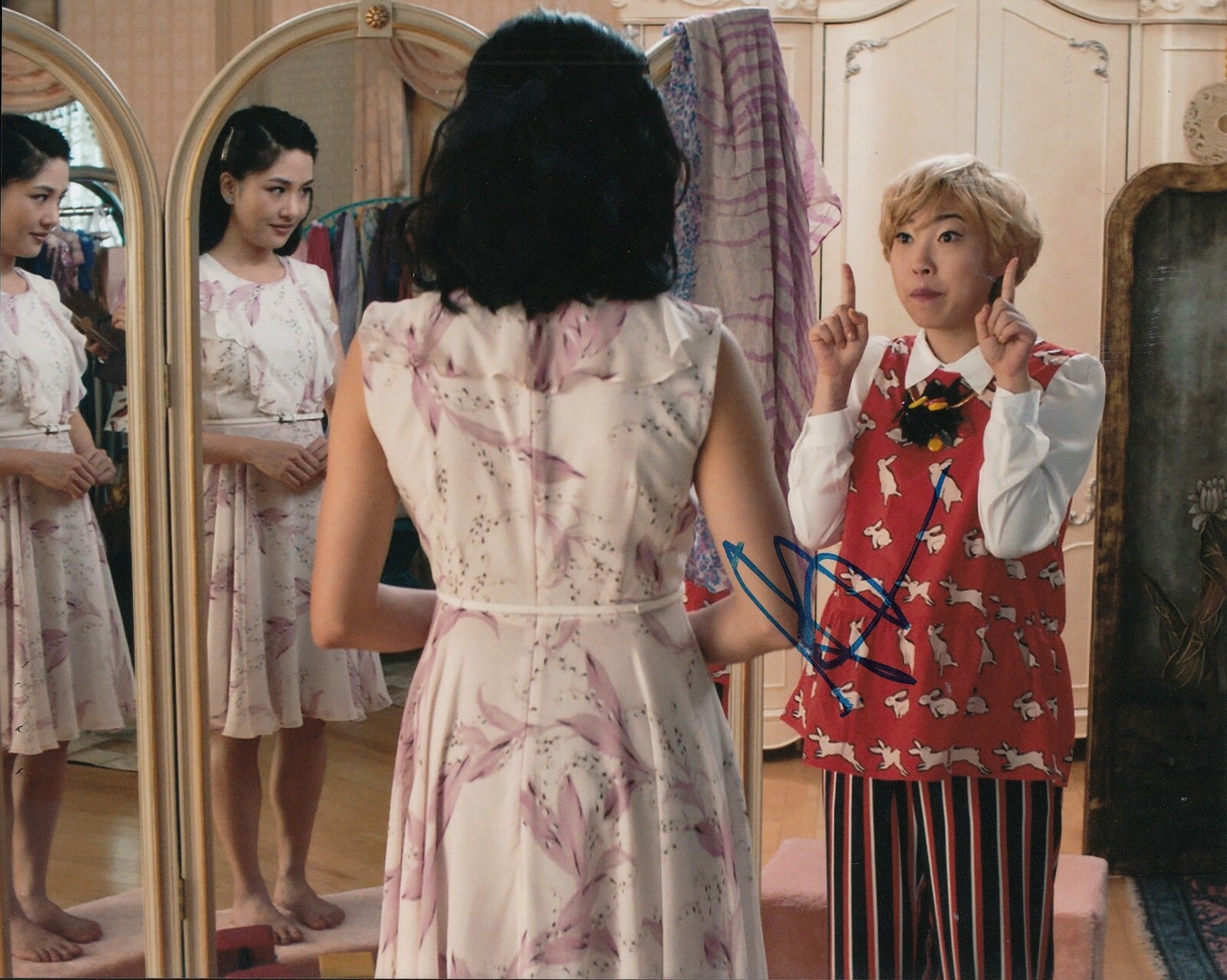 AWKWAFINA signed (CRAZY RICH ASIANS)  Nora Lum (PEIK LIN GOH) 8X10 W/COA #1