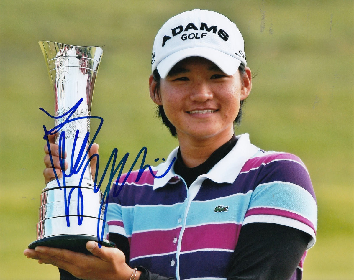 YANI TSENG signed *LPGA* WOMEN'S GOLF 8X10 photo W/COA TAIWAN BRITISH OPEN #1