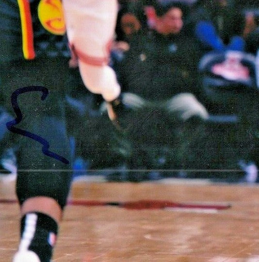 COBY WHITE signed (CHICAGO BULLS) basketball auto 8X10 photo *PROOF* W/COA #3