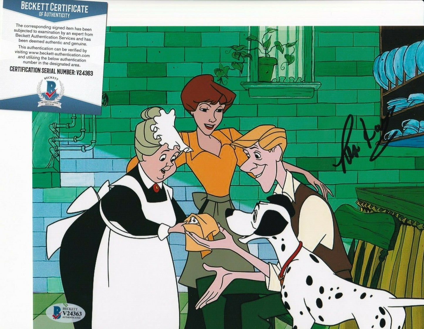 LISA DAVIS signed (ONE HUNDRED AND ONE DALMATIONS) 8X10 photo BECKETT BAS V24363