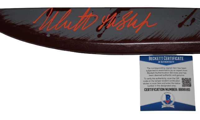 NICK CASTLE signed (HALLOWEEN) Michael Myers (THE SHAPE) knife Beckett BB961895