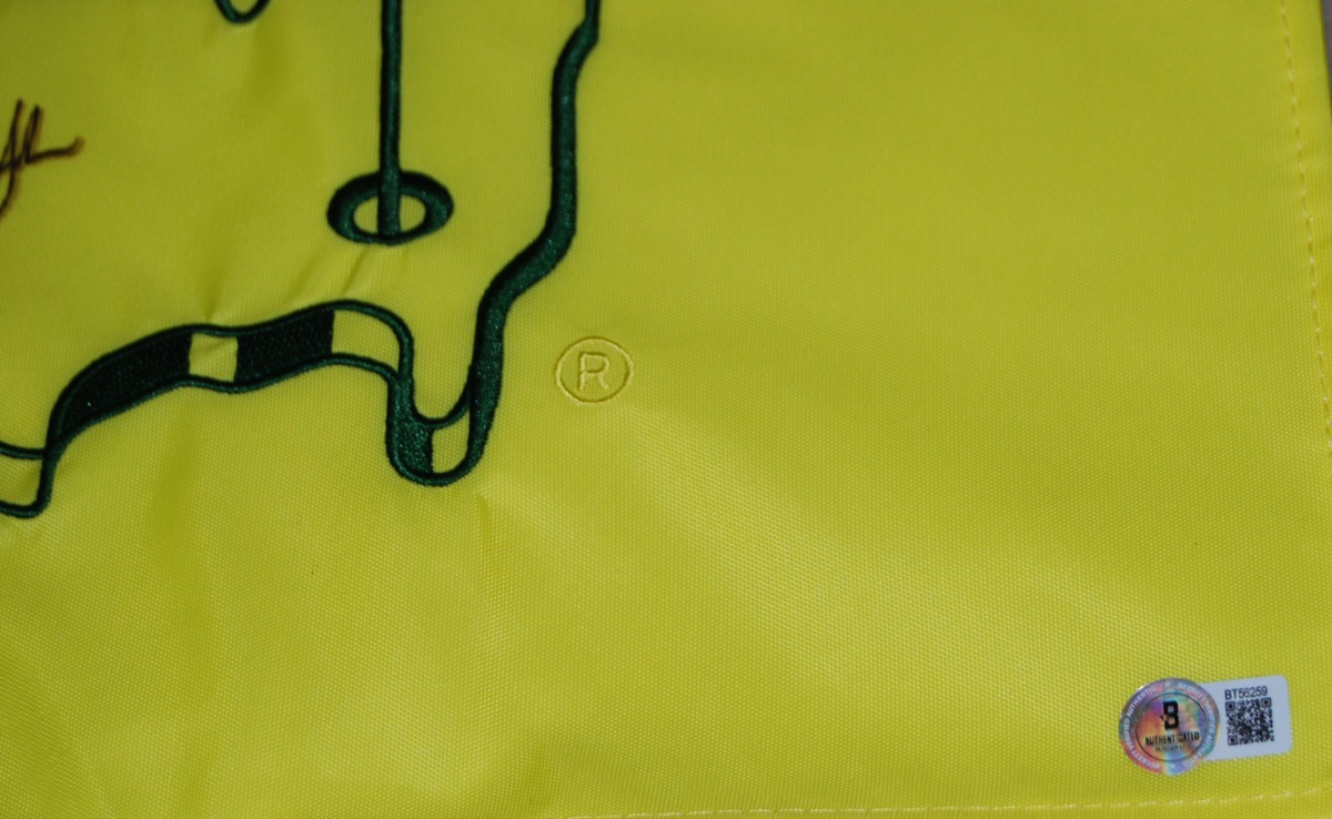 DUSTIN JOHNSON signed (2020 MASTERS) Augusta Golf pin flag BECKETT BAS BT56259