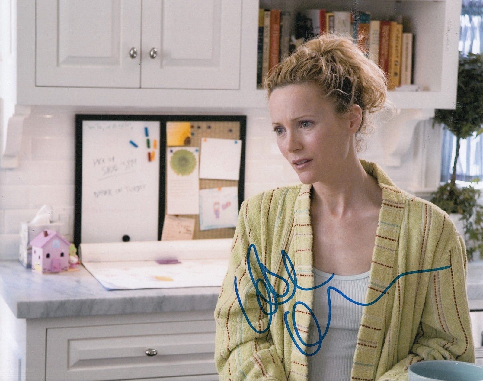 LESLIE MANN signed *THIS IS 40* MOVIE 8X10 photo autographed Debbie W/COA #2