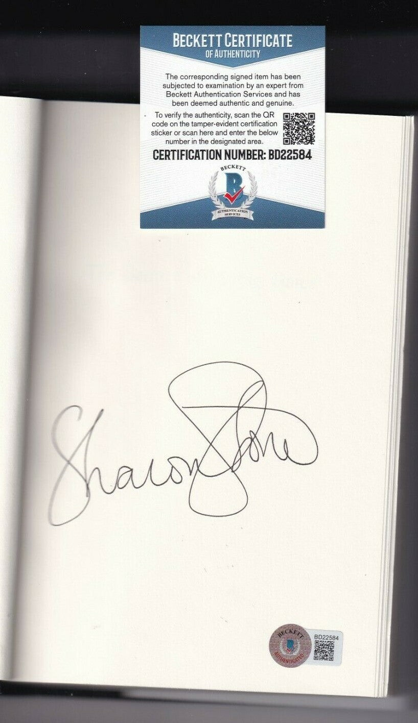 SHARON STONE signed (THE BEAUTY OF LIVING TWICE) HARDCOVER BOOK Beckett BAS