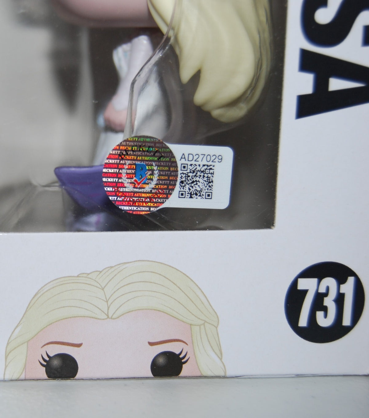 IDINA MENZEL signed (FROZEN 2) #731 Disney ELSA Funko Pop BECKETT BAS AD27029
