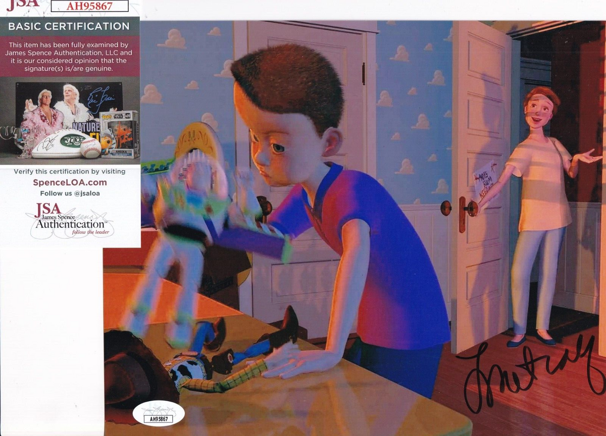 LAURIE METCALF signed (TOY STORY) Movie *ANDYS MOM* 8X10 photo JSA COA AH95867