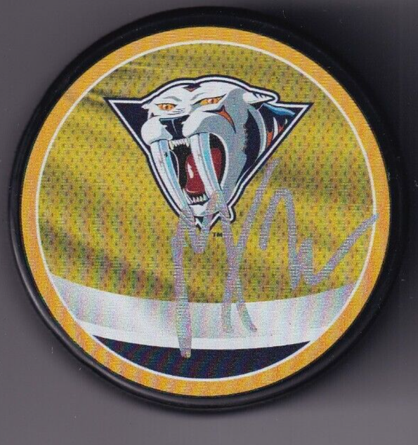 BARRY TROTZ signed (NASHVILLE PREDATORS) Retro Vintage Hockey puck W/COA
