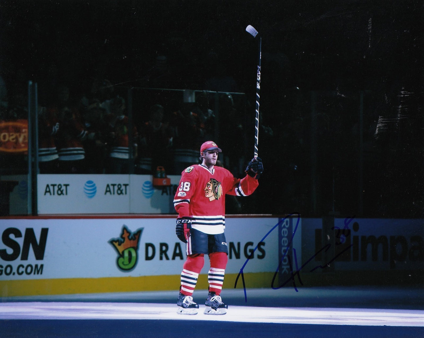 RYAN HARTMAN signed (CHICAGO BLACKHAWKS) autograph HOCKEY 8X10 photo W/COA #2