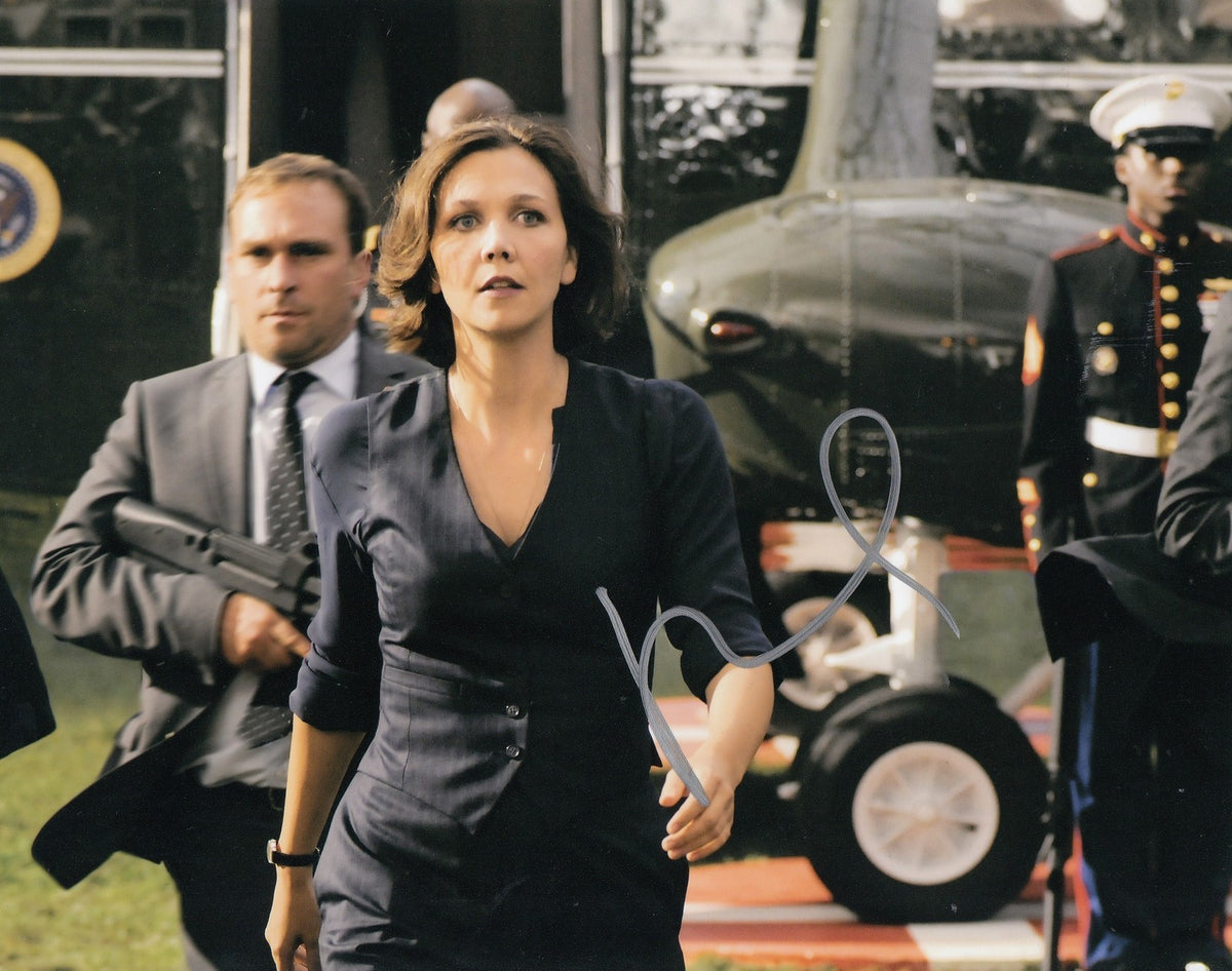 MAGGIE GYLLENHAAL signed (WHITE HOUSE DOWN) MOVIE *Finnerty* 8X10 photo W/COA