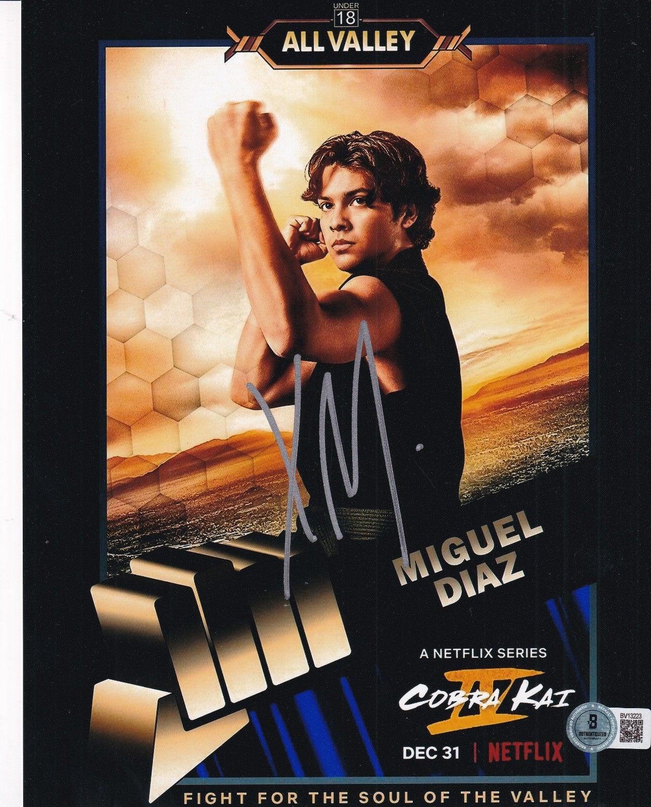 XOLO MARIDUENA signed (COBRA KAI) Miguel Diaz 8X10 photo BECKETT BAS BV13223