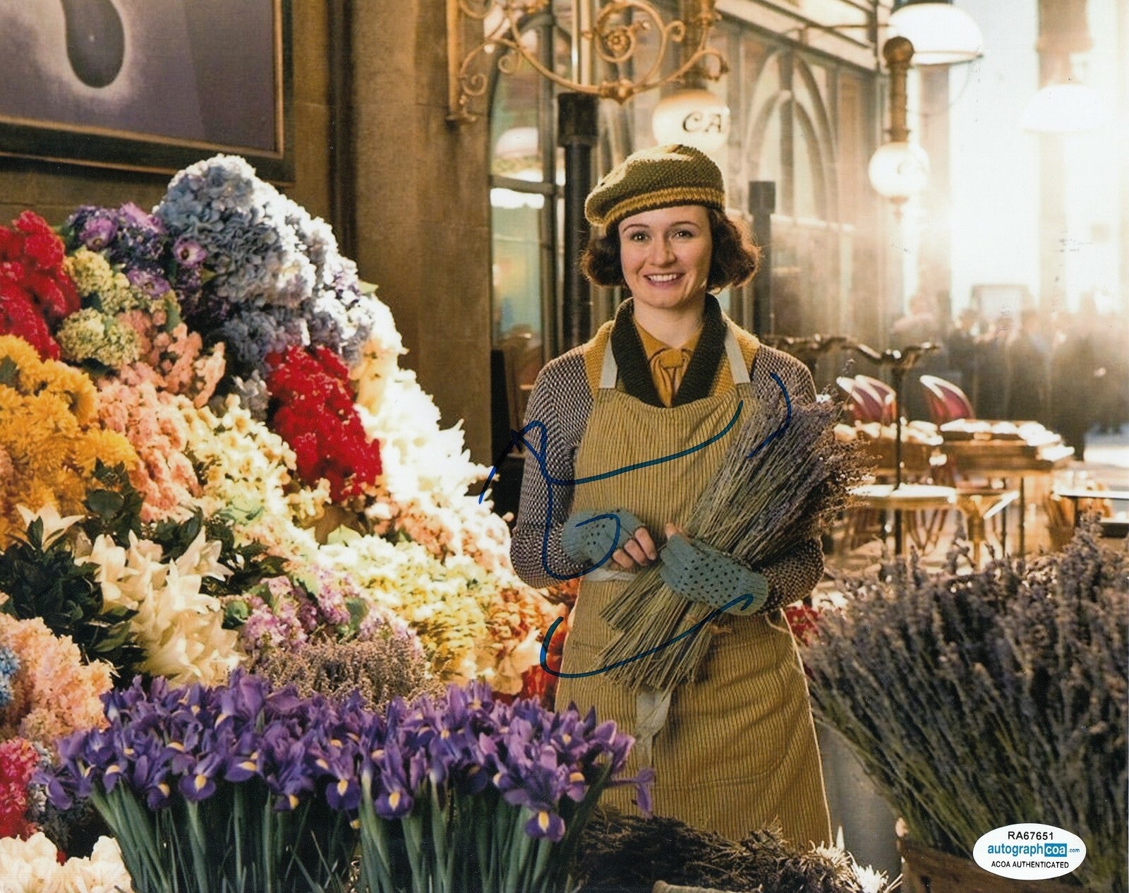 EMILY MORTIMER signed (HUGO) *Lisette* Movie 8X10 photo ACOA Authenticated