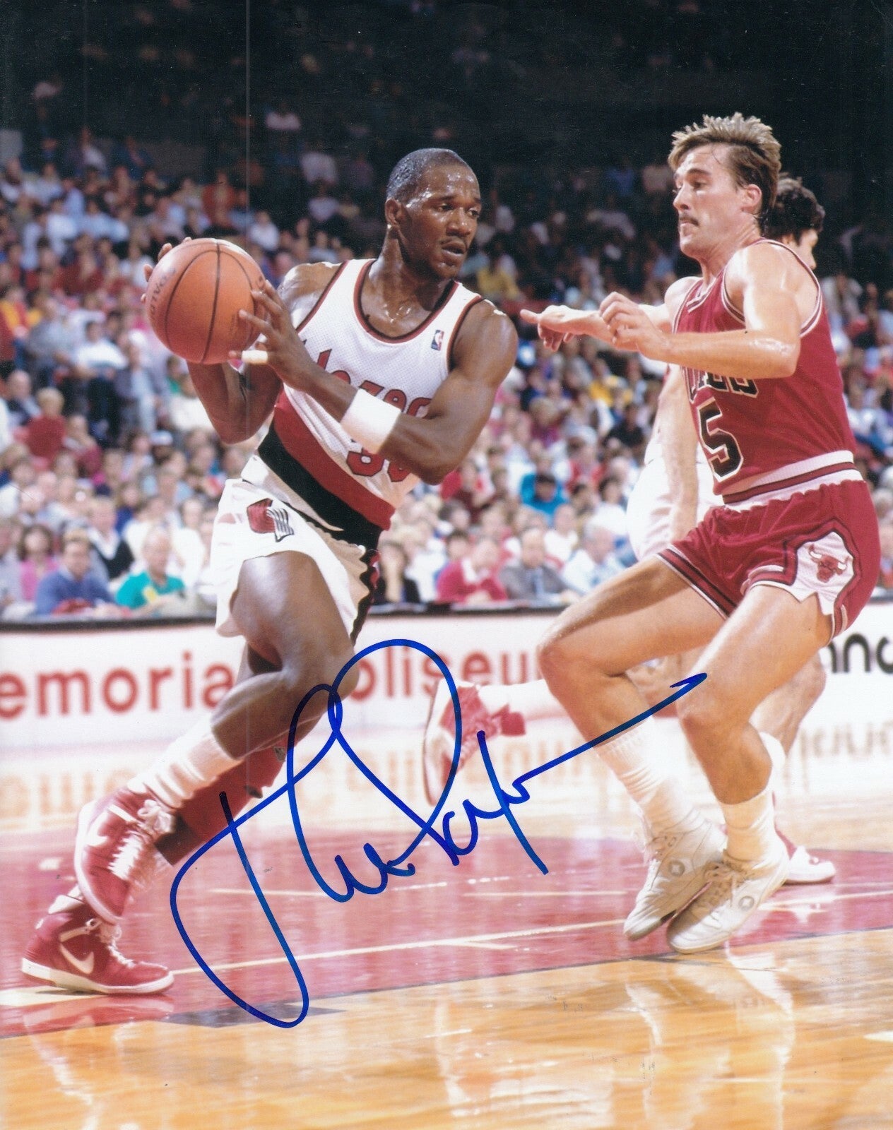 JOHN PAXSON signed (CHICAGO BULLS) BASKETBALL *LAST DANCE* 8X10 photo W/COA #3