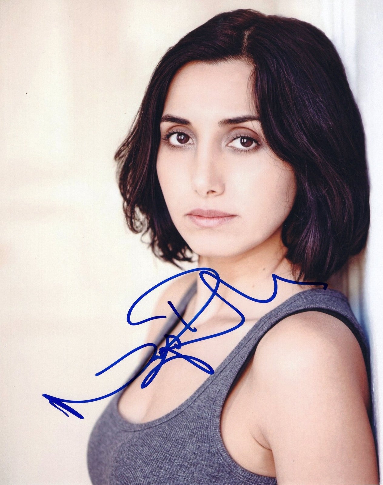 Narges Rashidi signed 8x10 Photo w/COA AEON Flux Star Schimanski #1