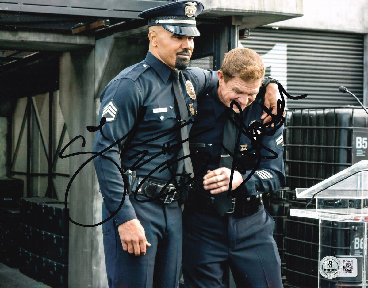 SHEMAR MOORE and KENNY JOHNSON signed (S.W.A.T.) 8X10 photo BECKETT BAS BP59403