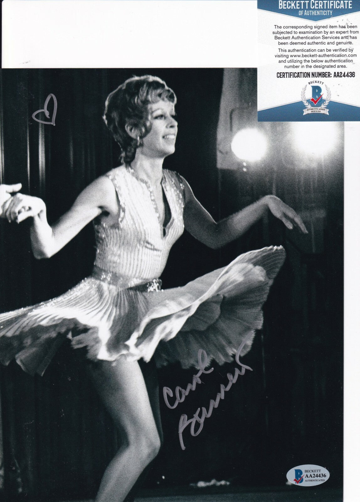 CAROL BURNETT signed (ANNIE) The Carol Burnett Show 8X10 photo BECKETT AA24436