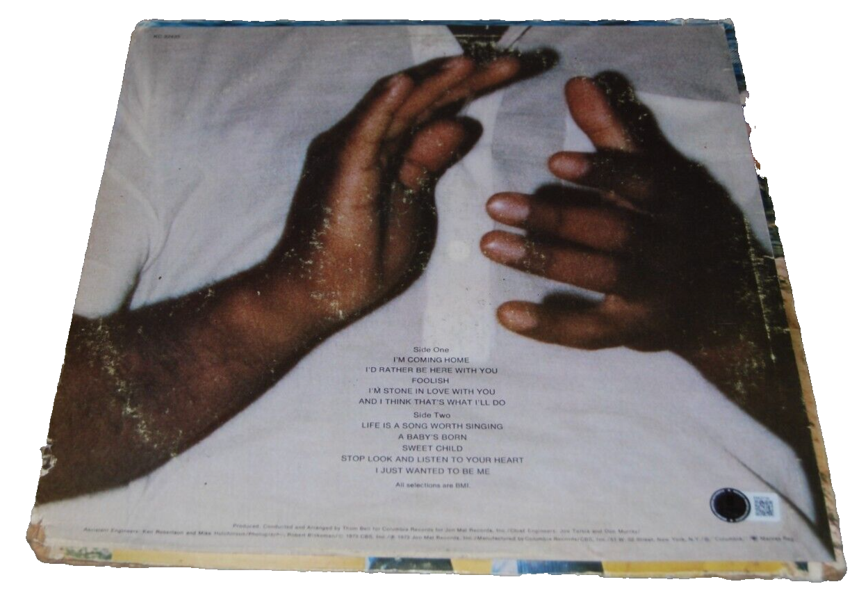 JOHNNY MATHIS signed (I'M COMING HOME) Vinyl Album Record BECKETT BAS BM027326