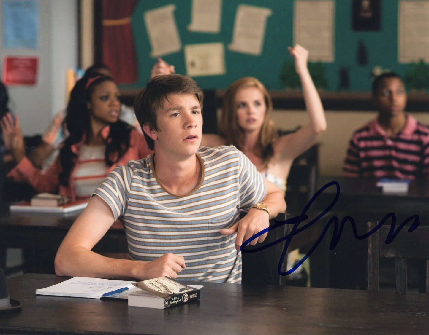 Thomas Mann Beautiful Creatures Signed 8x10 Photo w/COA #1