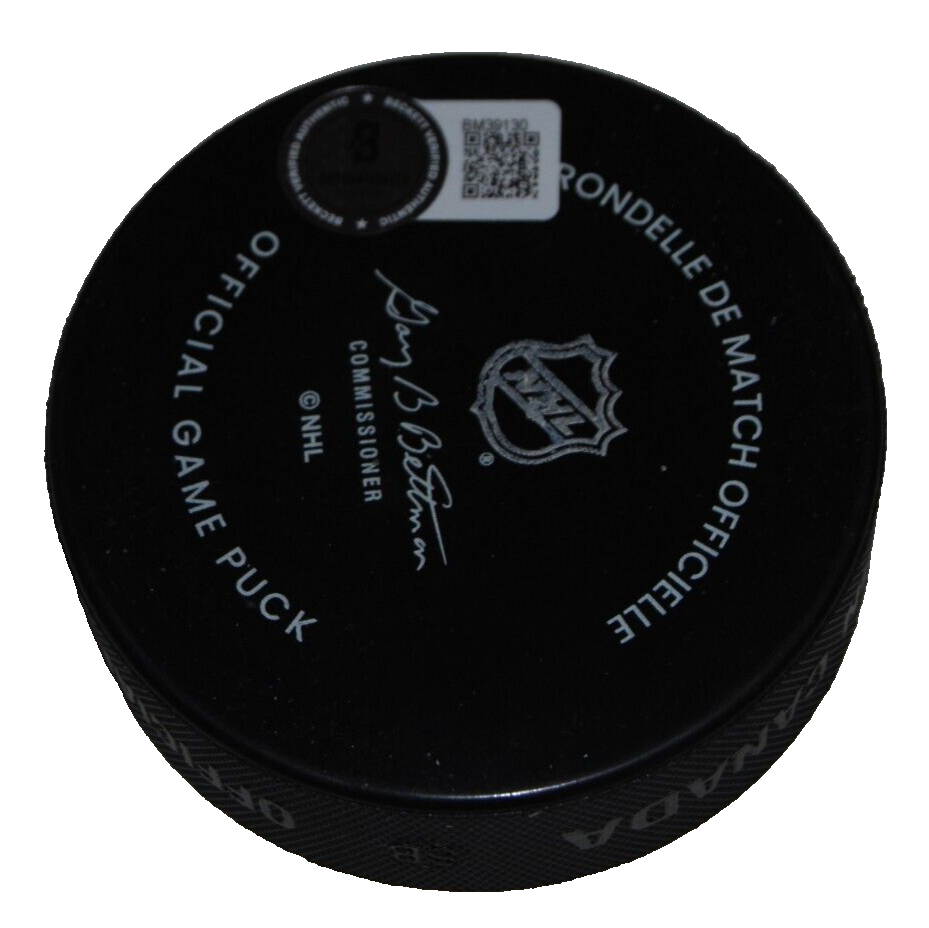 ED BELFOUR signed (CHICAGO BLACKHAWKS) Official game hockey puck BECKETT BM39130