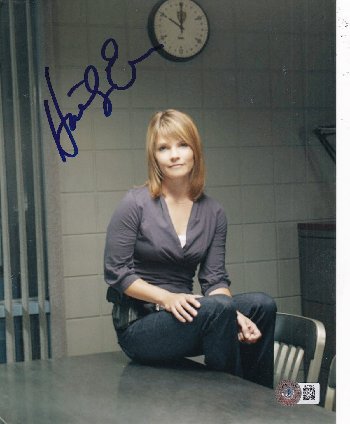 KATHRYN ERBE signed (LAW & ORDER CRIMINAL INTENT) 8X10 BECKETT BAS BJ79789