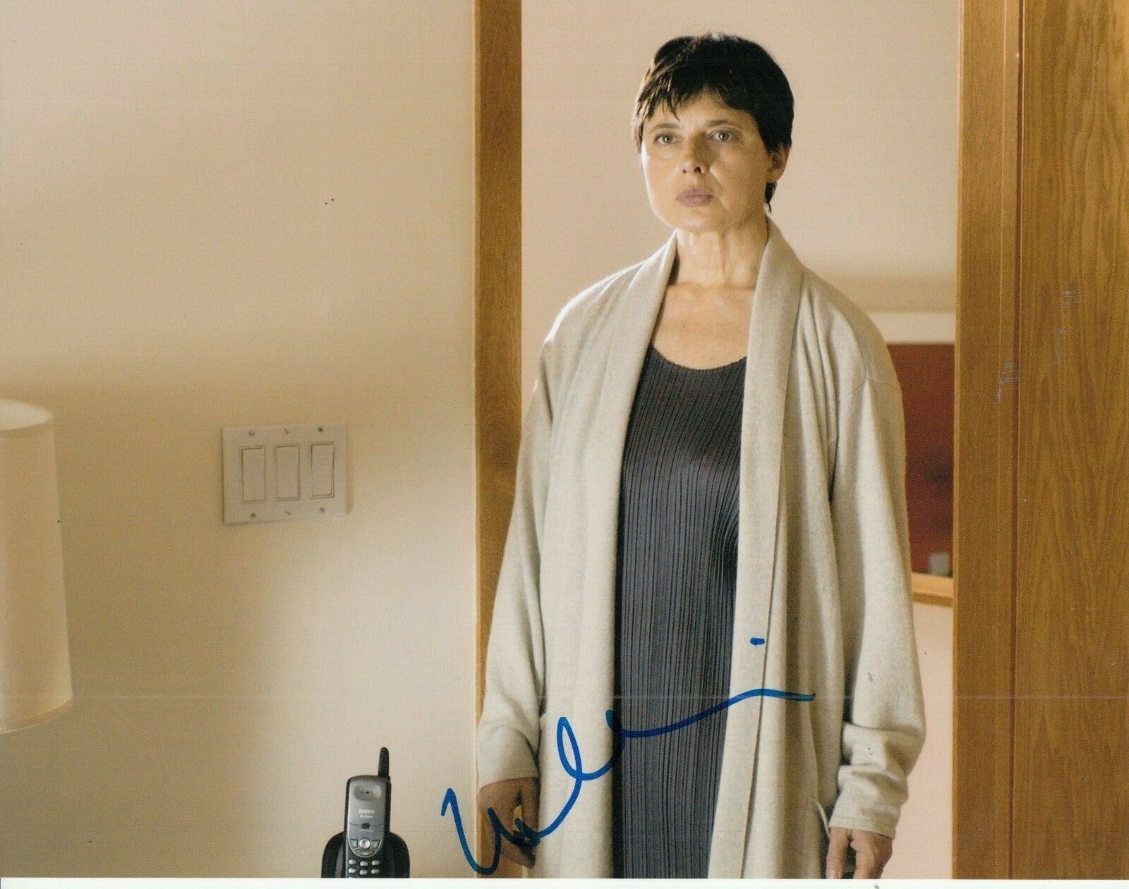ISABELLA ROSSELLINI signed (BLUE VELVET) Star 8X10 photo *Dorothy* W/COA #3