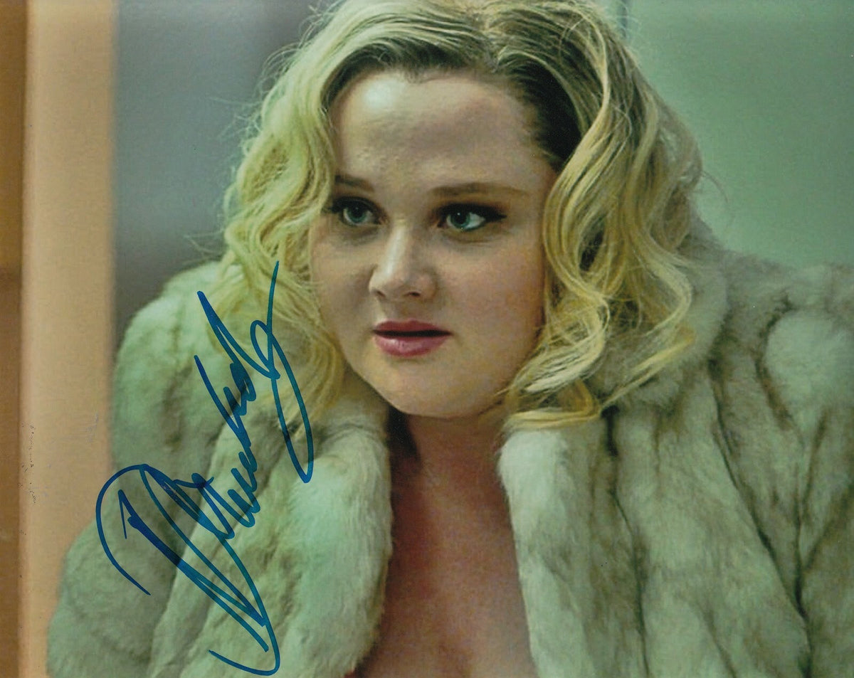 DANIELLE MACDONALD signed (PATTI CAKE$) Movie 8X10 photo autographed W/COA #6