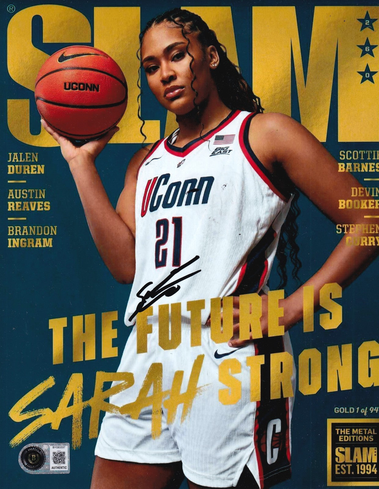 SARAH STRONG signed (UCONN HUSKIES) basketball 8X10 photo BECKETT BY085537