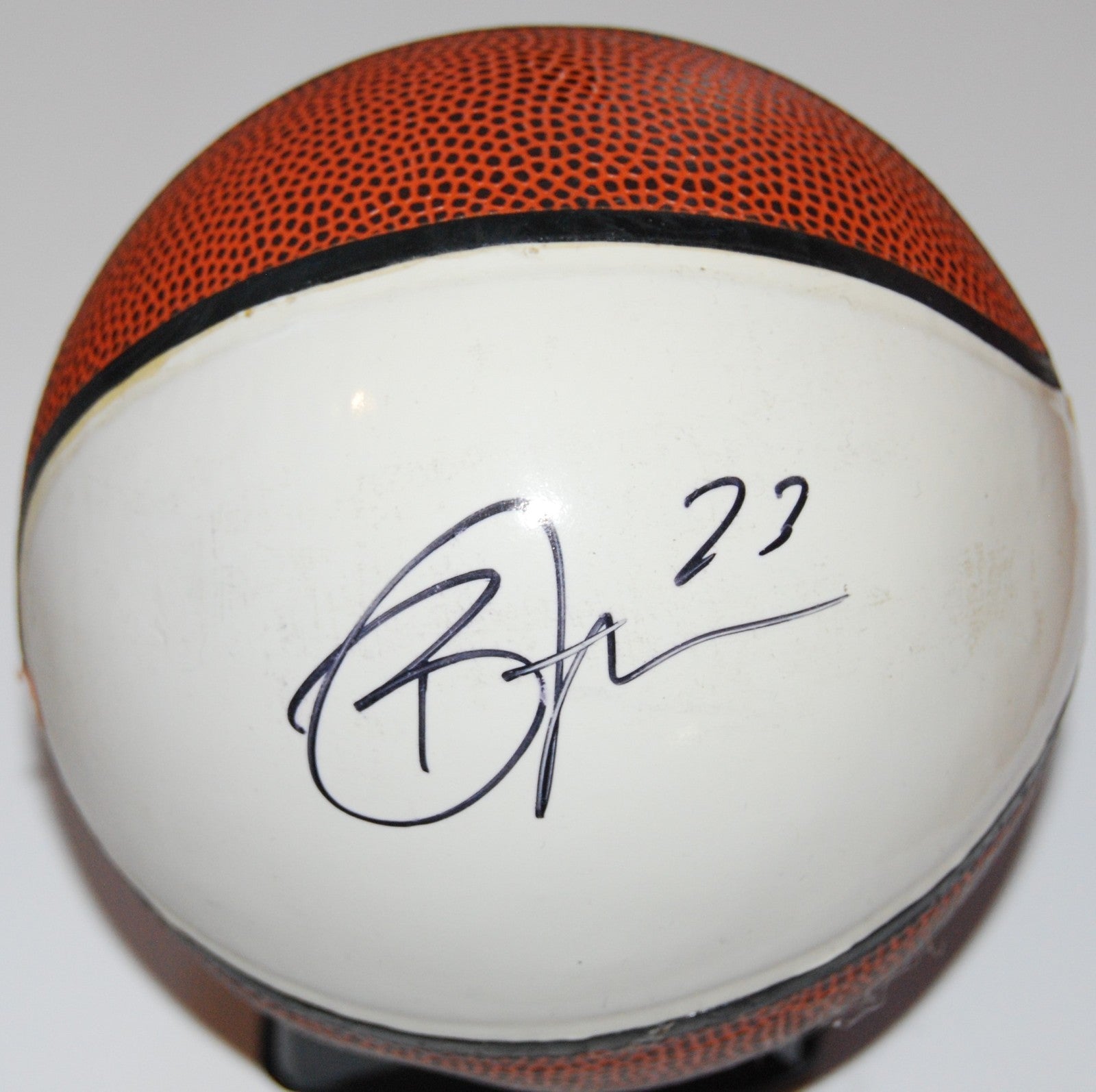 BEN MCLEMORE signed (MEMPHIS GRIZZLIES) mini basketball *KANSAS JAYHAWKS* W/COA