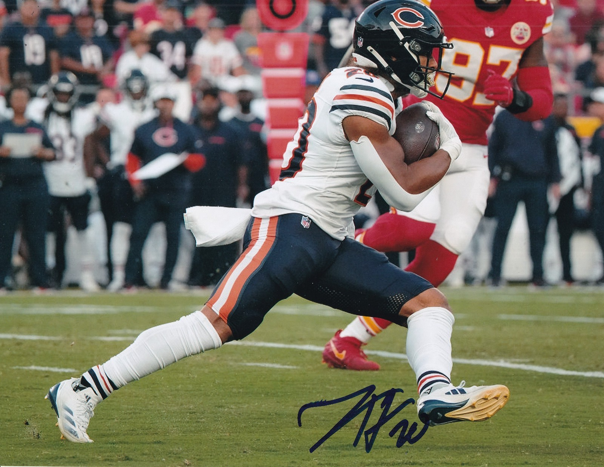 TRAVIS HORNER signed (2025 CHICAGO BEARS) autograph football 8X10 photo W/COA #1