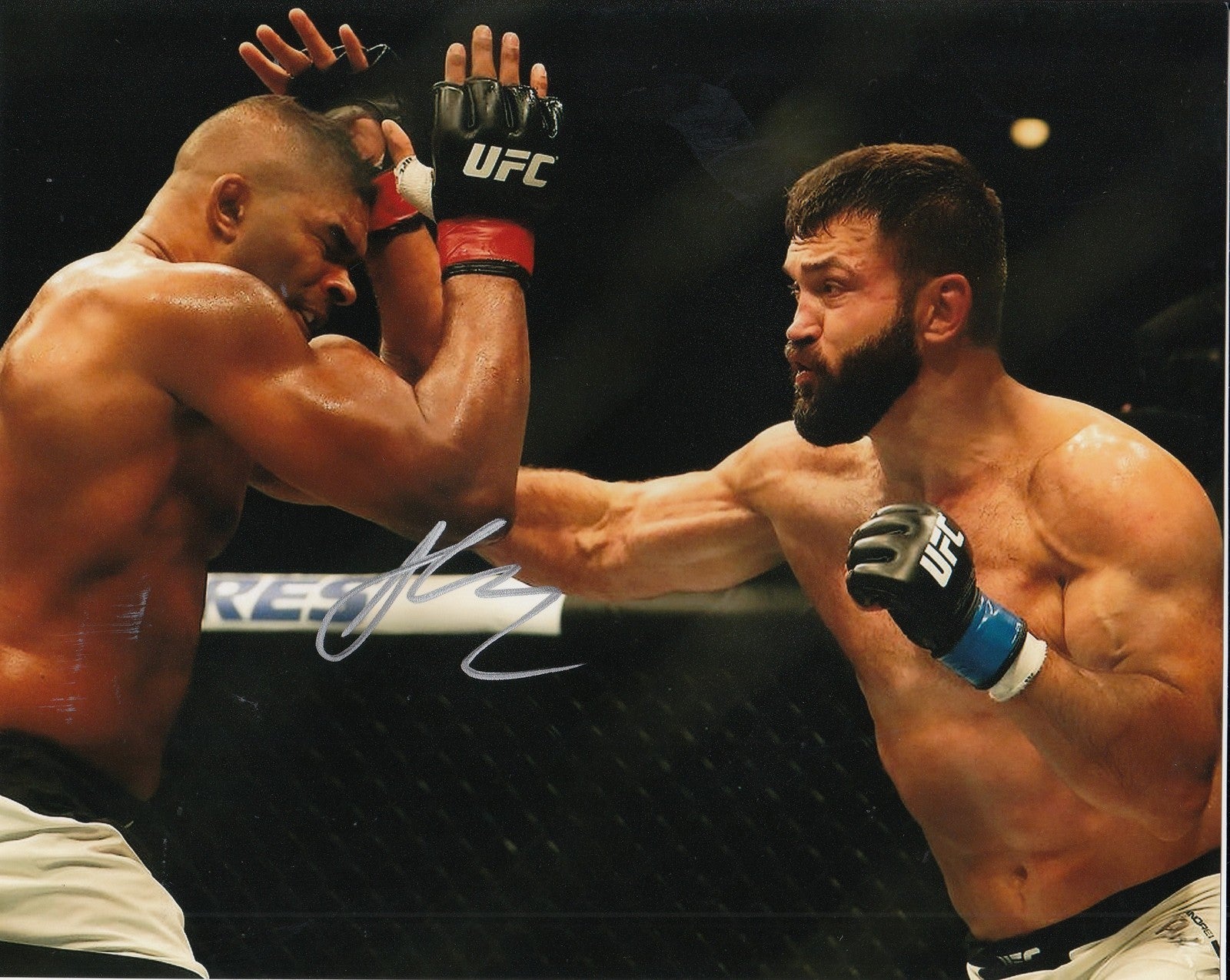 ANDREI "THE PITBULL" ARLOVSKI signed (UFC) MMA FIGHTING 8X10 photo W/COA #7