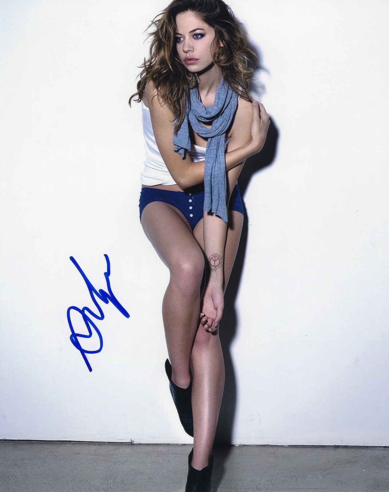 Analeigh Tipton Sexy Model Crazy Stupid Love Signed 8x10 Photo w/COA #1