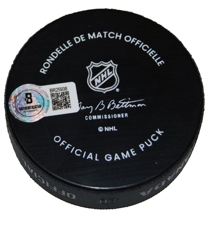 CASEY CIZIKAS signed (NEW YORK ISLANDERS) Hockey game puck BECKETT BR25938