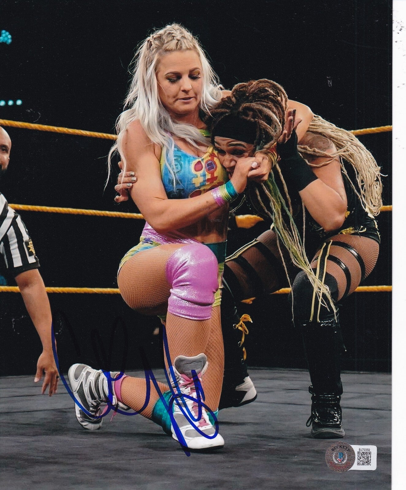 CANDICE LARUE signed (WWE DIVA) WRESTLING RAW 8X10 photo BECKETT BAS BJ79359