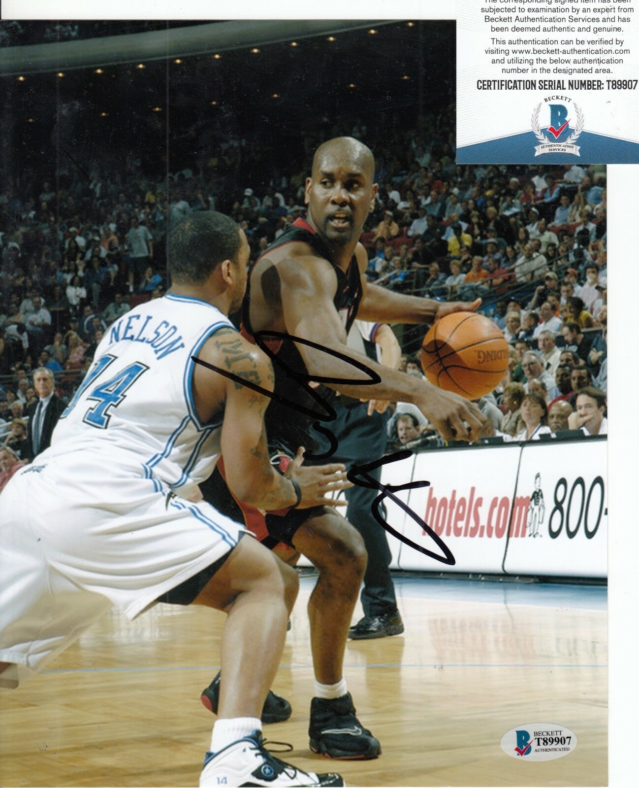 GARY PAYTON signed (MIAMI HEAT) Basketball 8X10 photo BECKETT BAS T89907