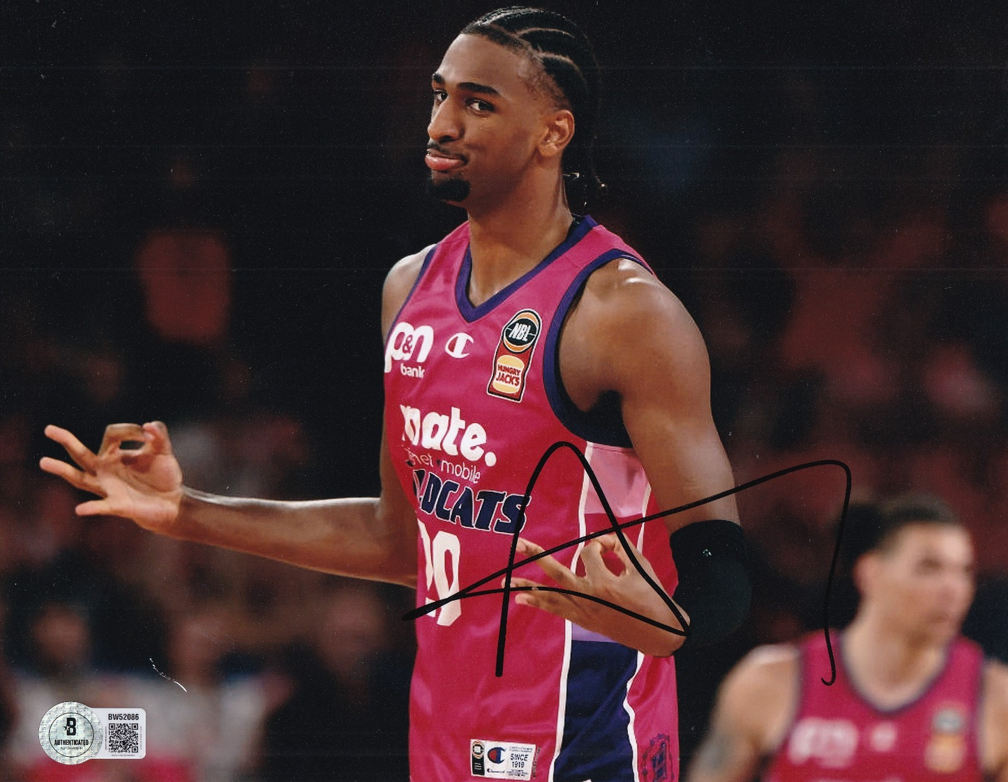 ALEX SARR signed (PERTH WILDCATS) Wizards basketball 8X10 photo BECKETT BW52086