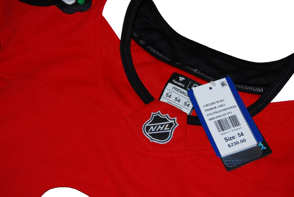 CONNOR BEDARD signed (CHICAGO BLACKHAWKS) Premium hockey jersey BECKETT AE61922