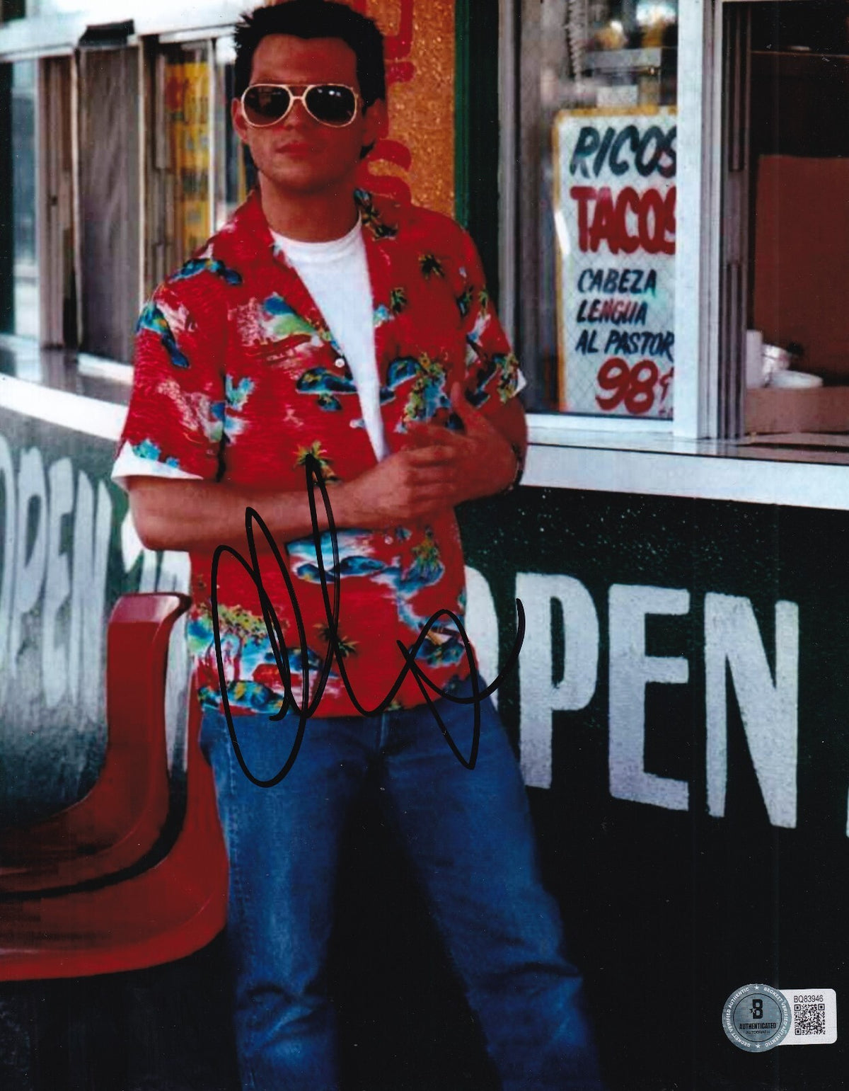CHRISTIAN SLATER signed (TRUE ROMANCE) Clarence 8X10 photo BECKETT BQ83946