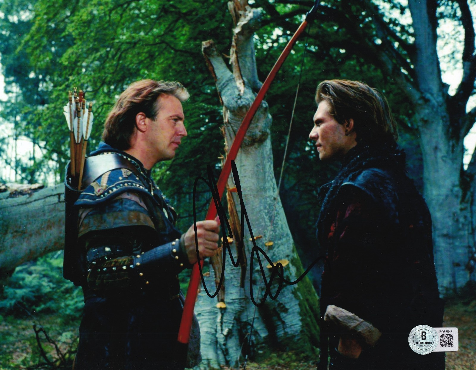 CHRISTIAN SLATER signed (ROBIN HOOD) Will Scarlett 8X10 photo BECKETT BQ83947