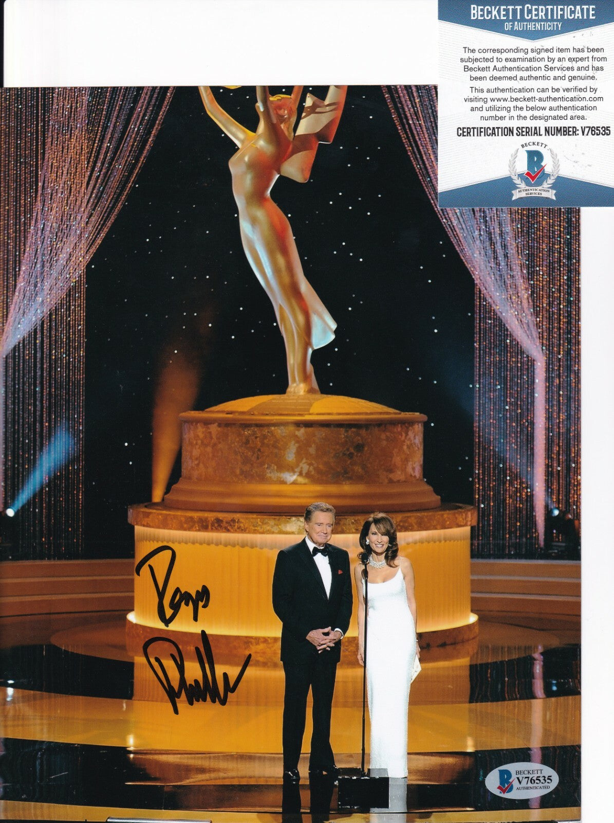 REGIS PHILBIN signed (AMERICAN TALK SHOW LEGEND) 8X10 photo BECKETT BAS V76535